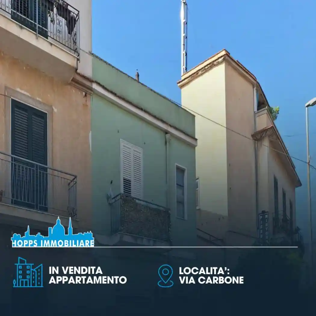 Palazzo - Edificio in vendita a Palermo