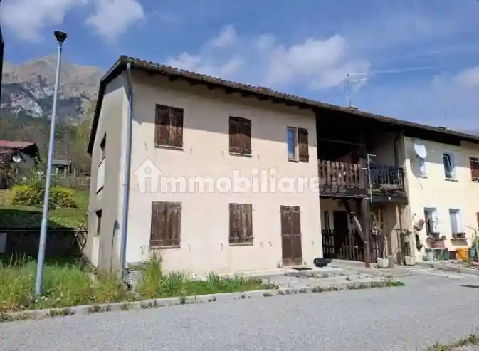 Casa indipendente in vendita a Taipana