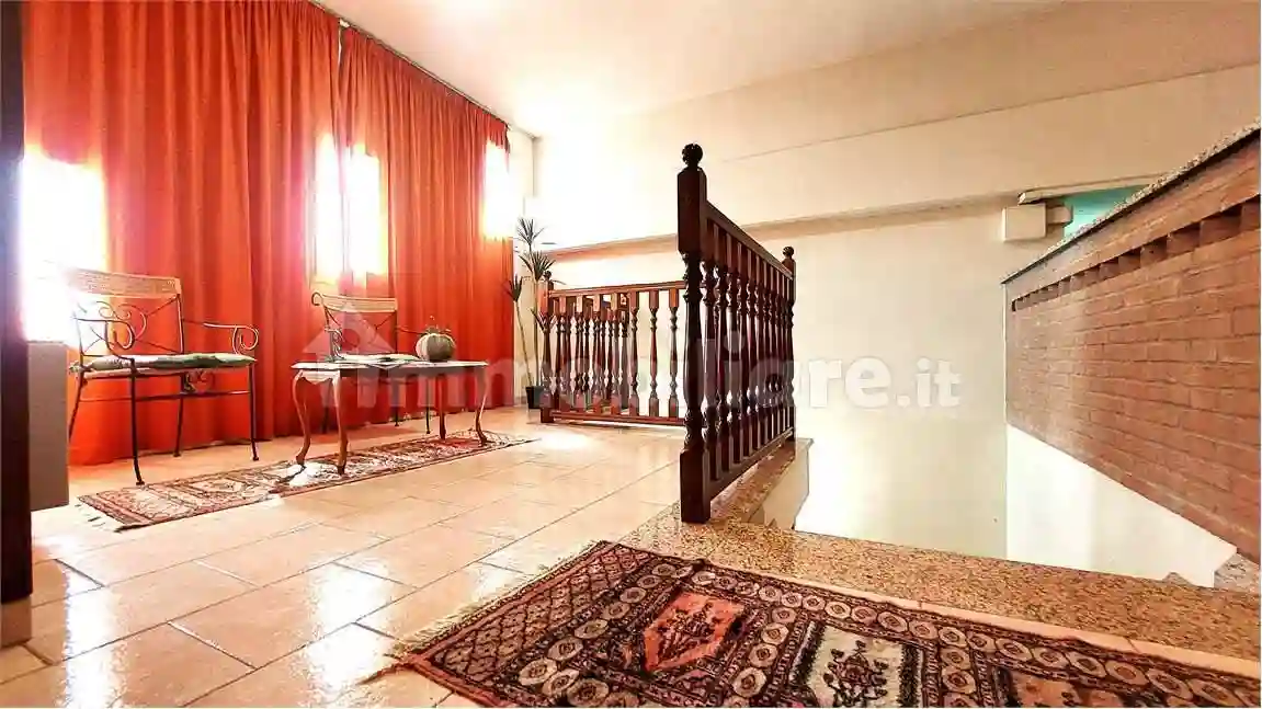 Palazzo - Edificio - foto 2