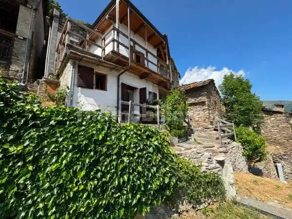 Rustico - Casale in vendita a Crissolo