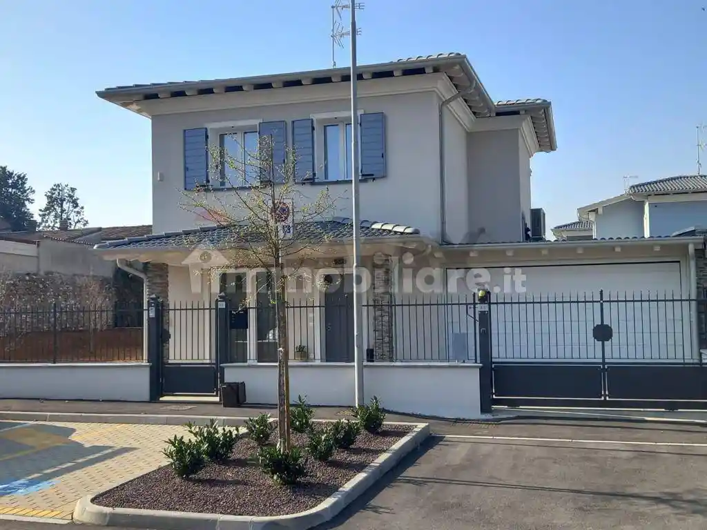 Villa in vendita a Castenedolo