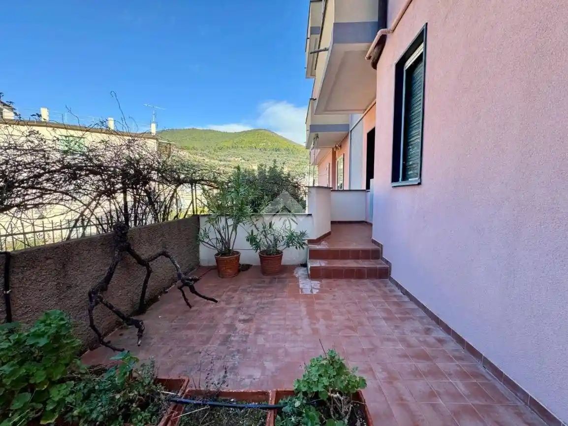 Appartamento in vendita a Spotorno