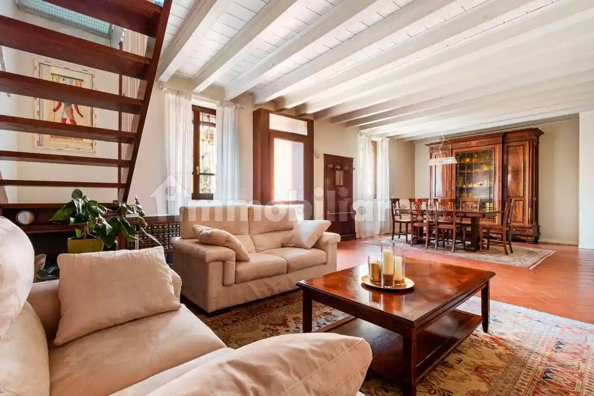 Casa indipendente in affitto a Gardone Val Trompia