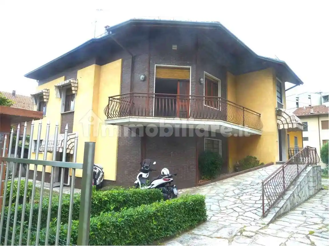 Villa in vendita a Gravellona Toce