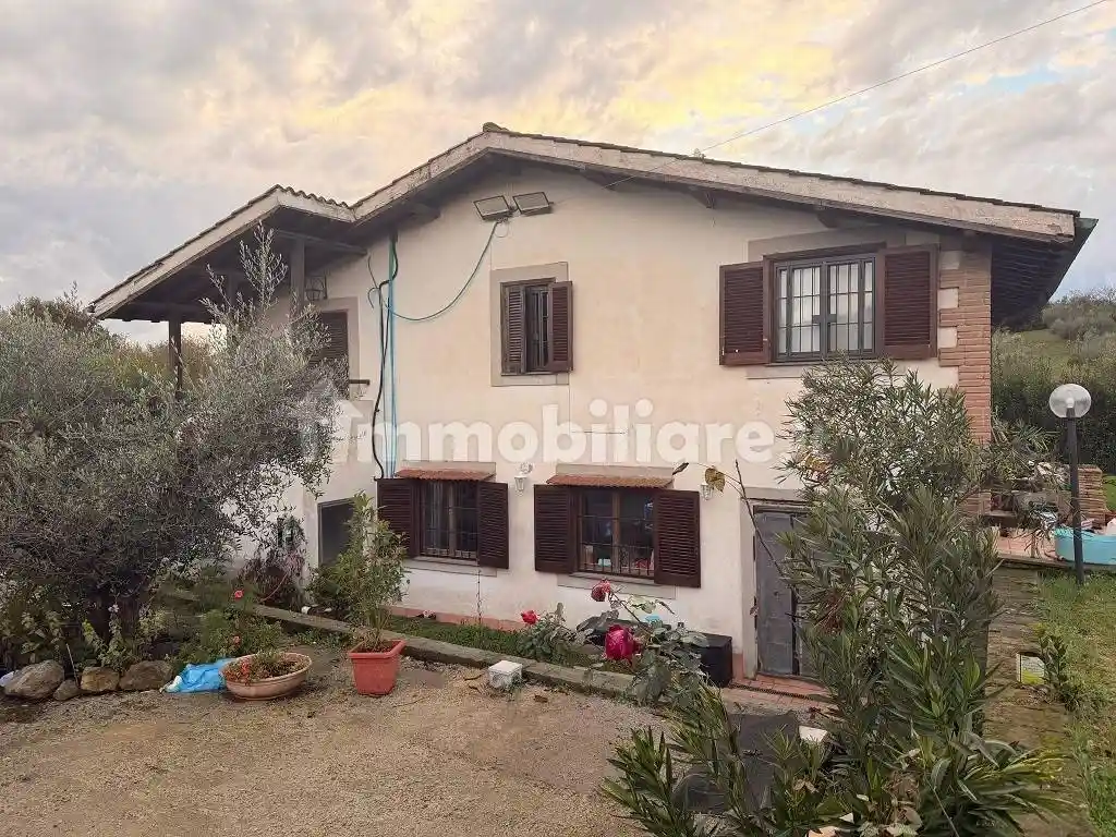 Villa in vendita a Canale Monterano