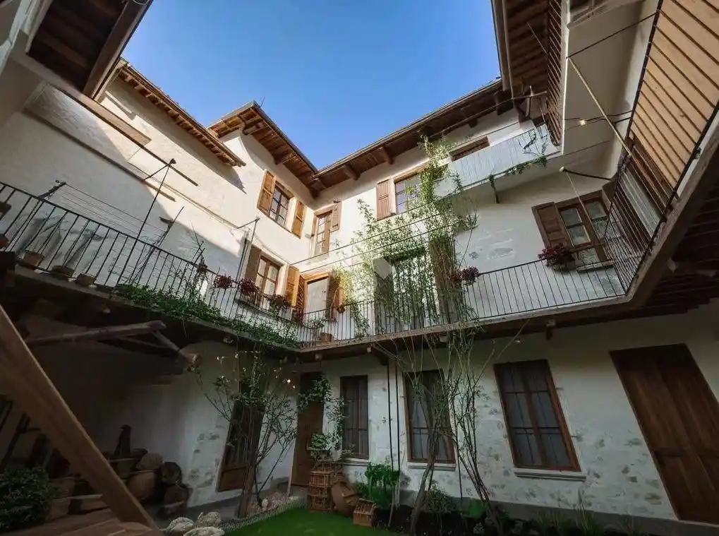 Casa indipendente in vendita a Gassino Torinese