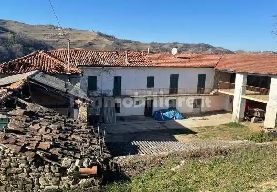 Casa indipendente in vendita a Cossano Belbo