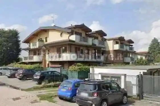 Appartamento in vendita a Seveso