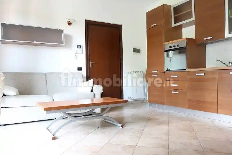 Appartamento in vendita a Limbiate