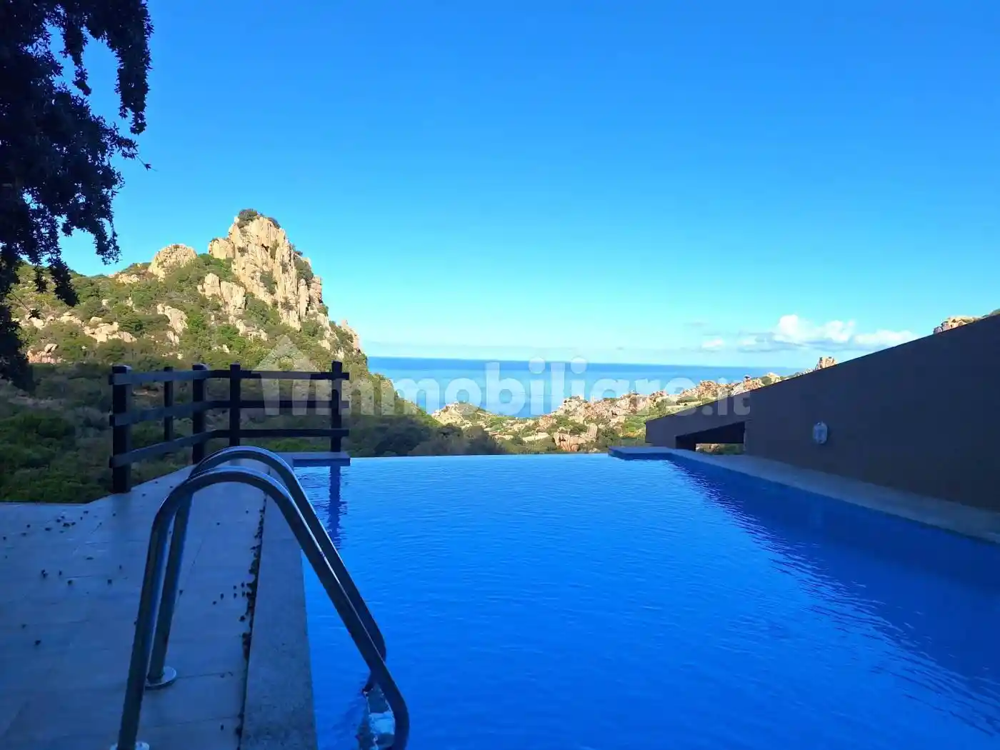 Villa in vendita a Trinità d'Agultu e Vignola