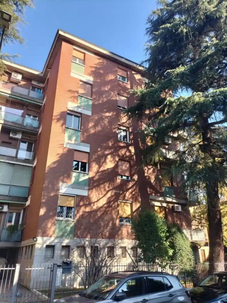 Appartamento in vendita a Bologna