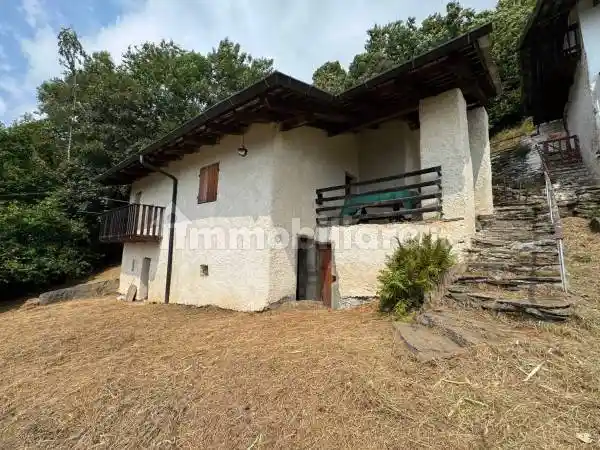 Rustico - Casale in vendita a Crissolo