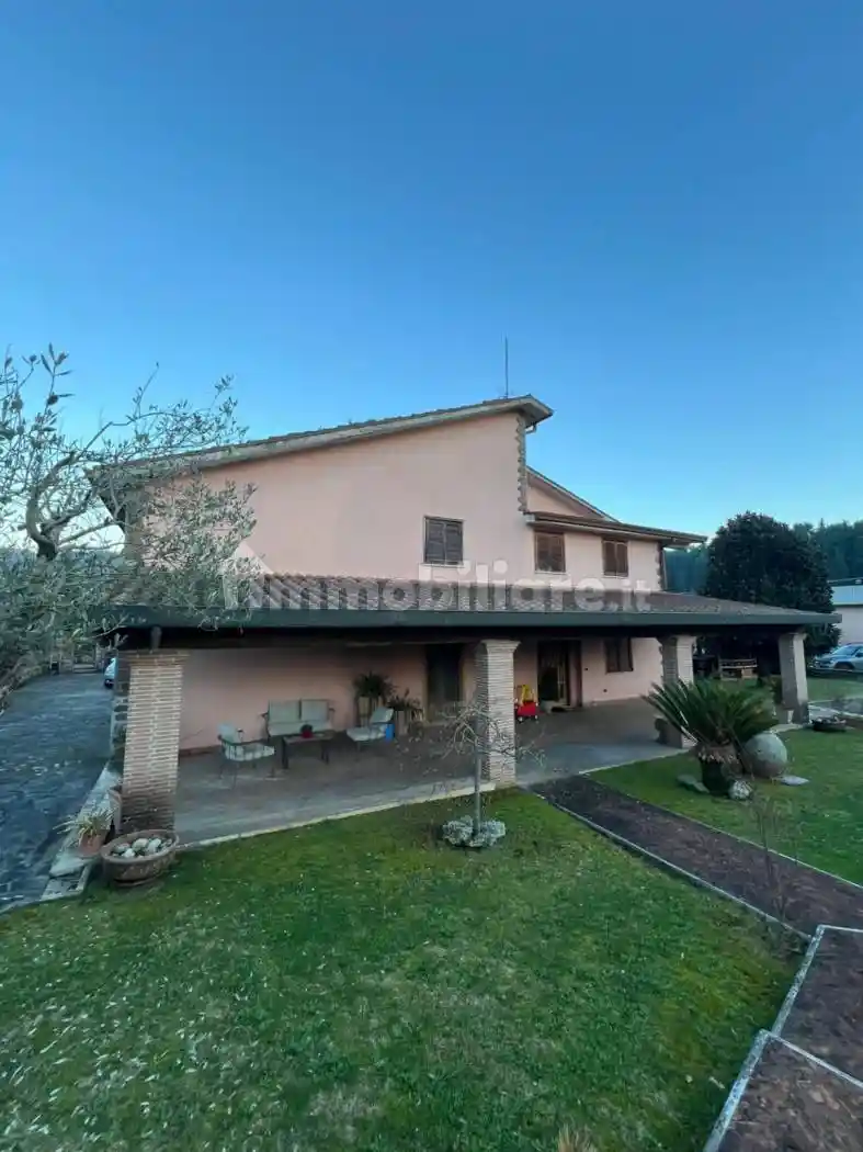Villa in vendita a Ferentino