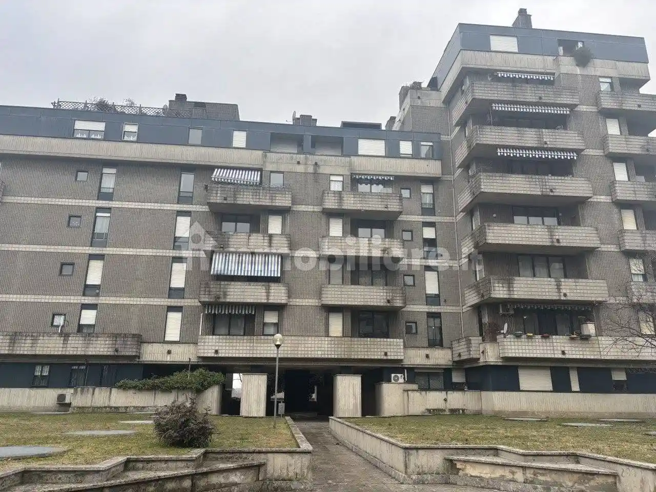 Appartamento in vendita a Rho