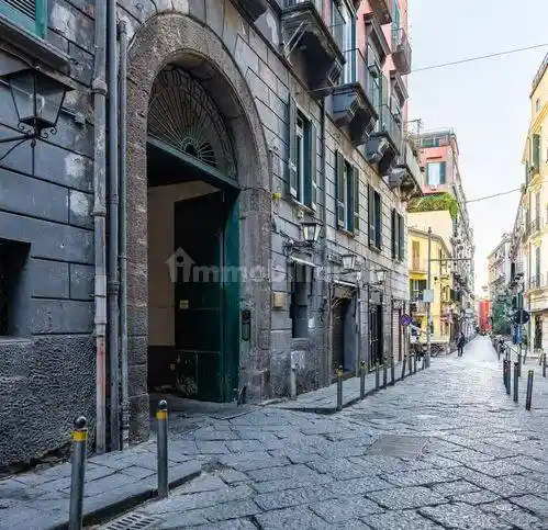 Appartamento in affitto a Napoli