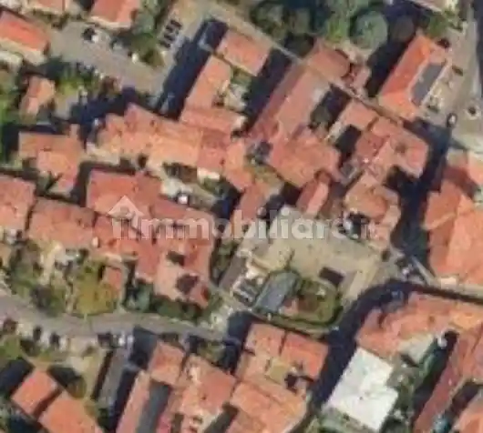 Appartamento in vendita a Caronno Varesino