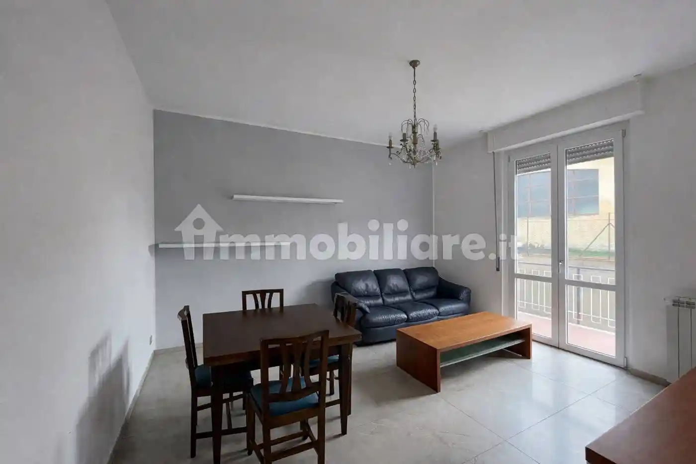 Appartamento in affitto a Arona