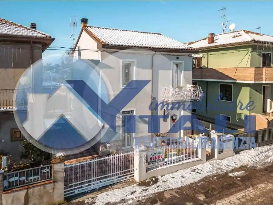 Casa indipendente in vendita a Cesena