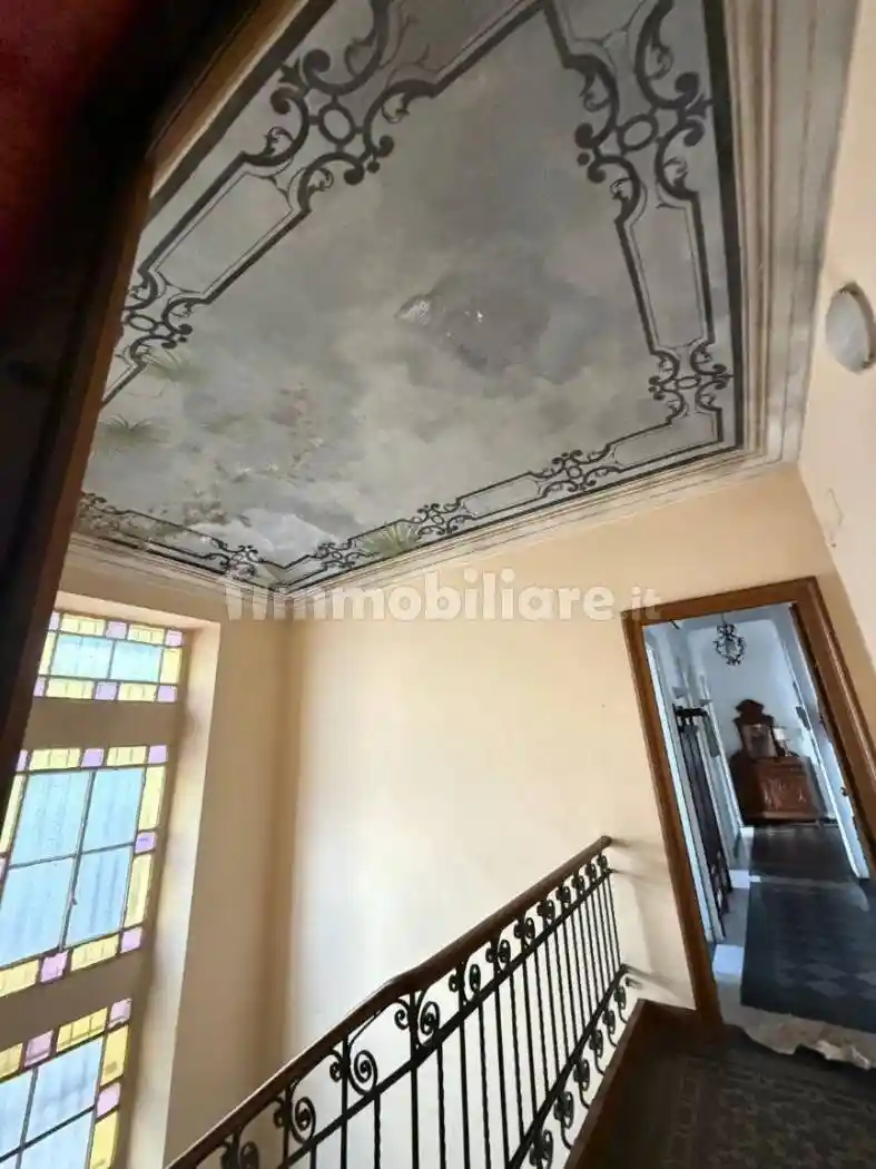 Palazzo - Edificio in vendita a Torino