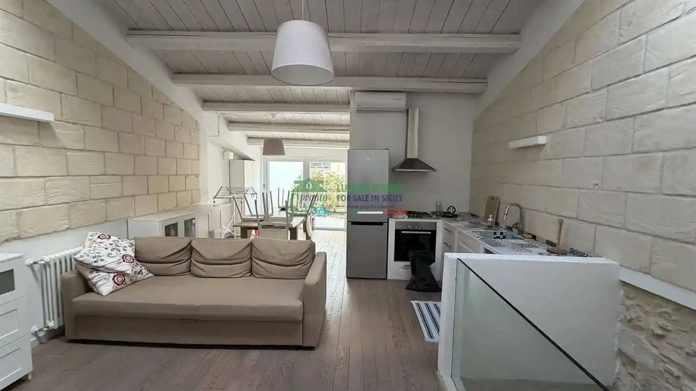 Casa indipendente in affitto a Ragusa