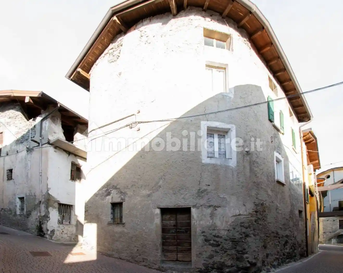 Rustico - Casale in vendita a Cino