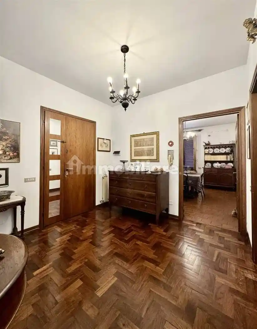 Appartamento in vendita a Prato