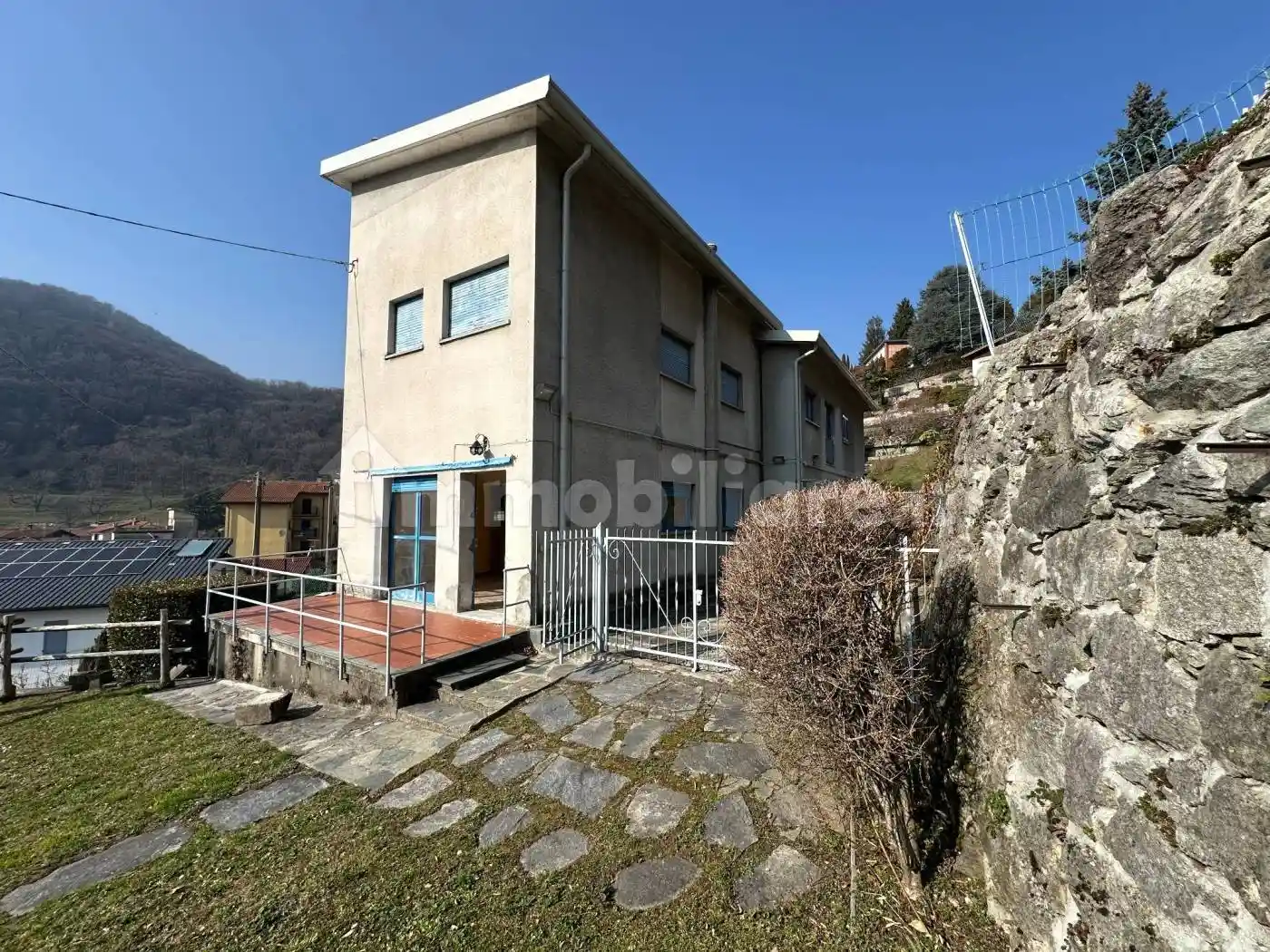 Appartamento in vendita a Asso