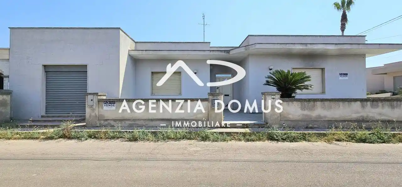 Villa in vendita a Racale