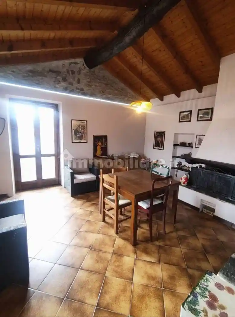 Palazzo - Edificio in vendita a San Siro