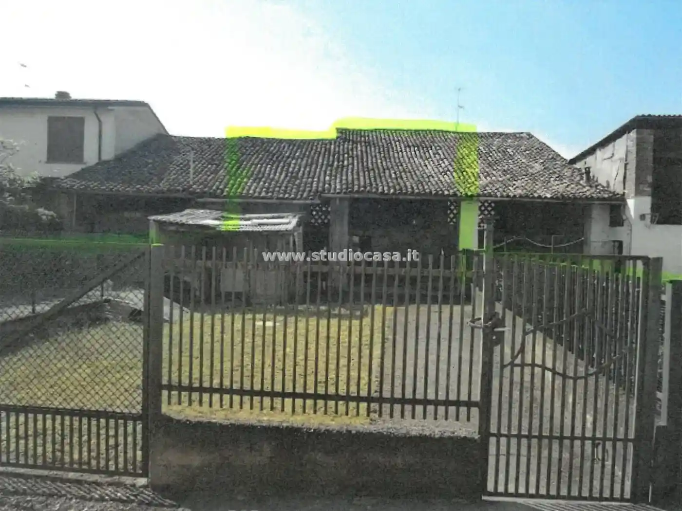 Rustico - Casale in vendita a Crespiatica