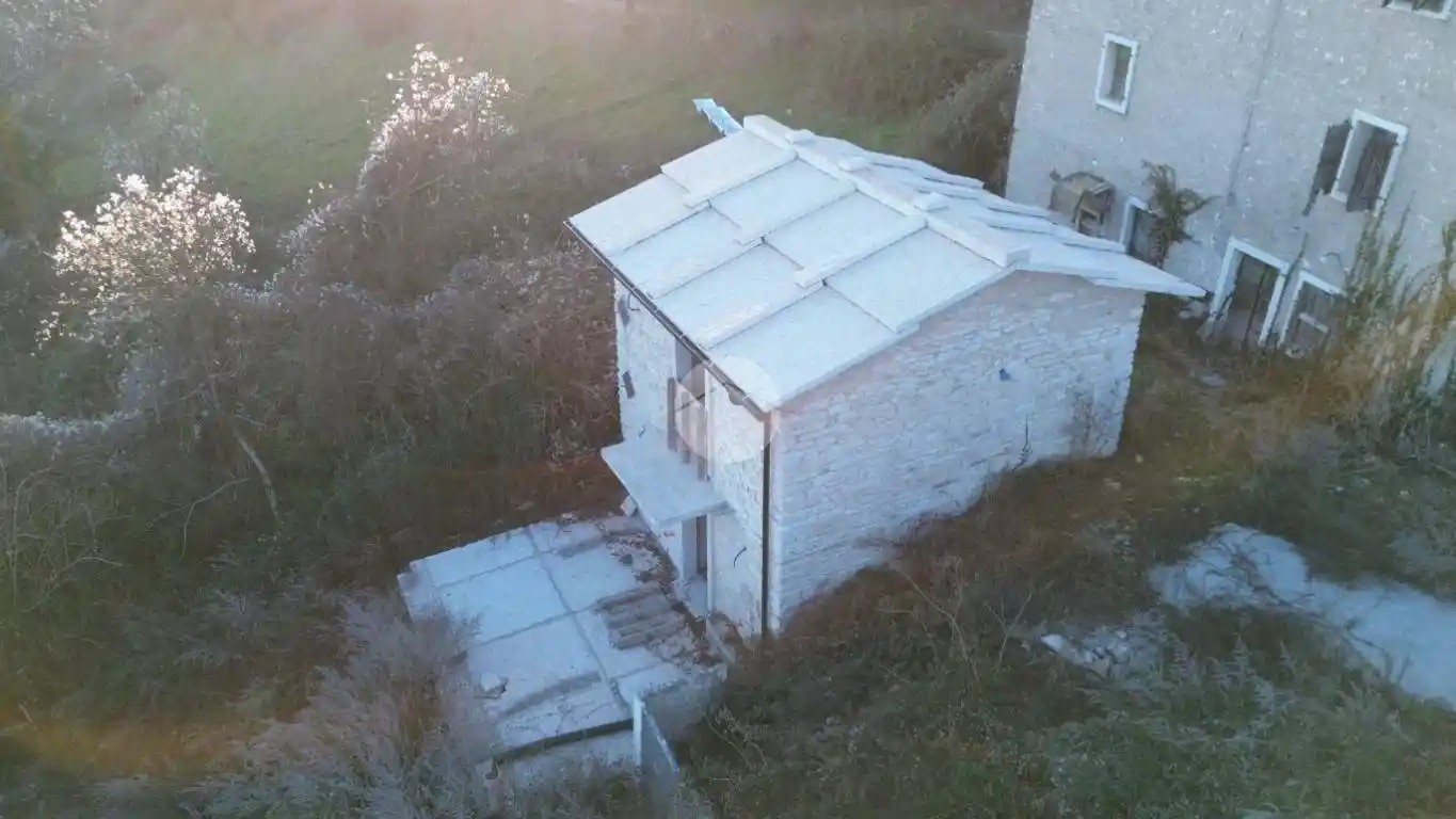 Rustico - Casale in vendita a Fumane