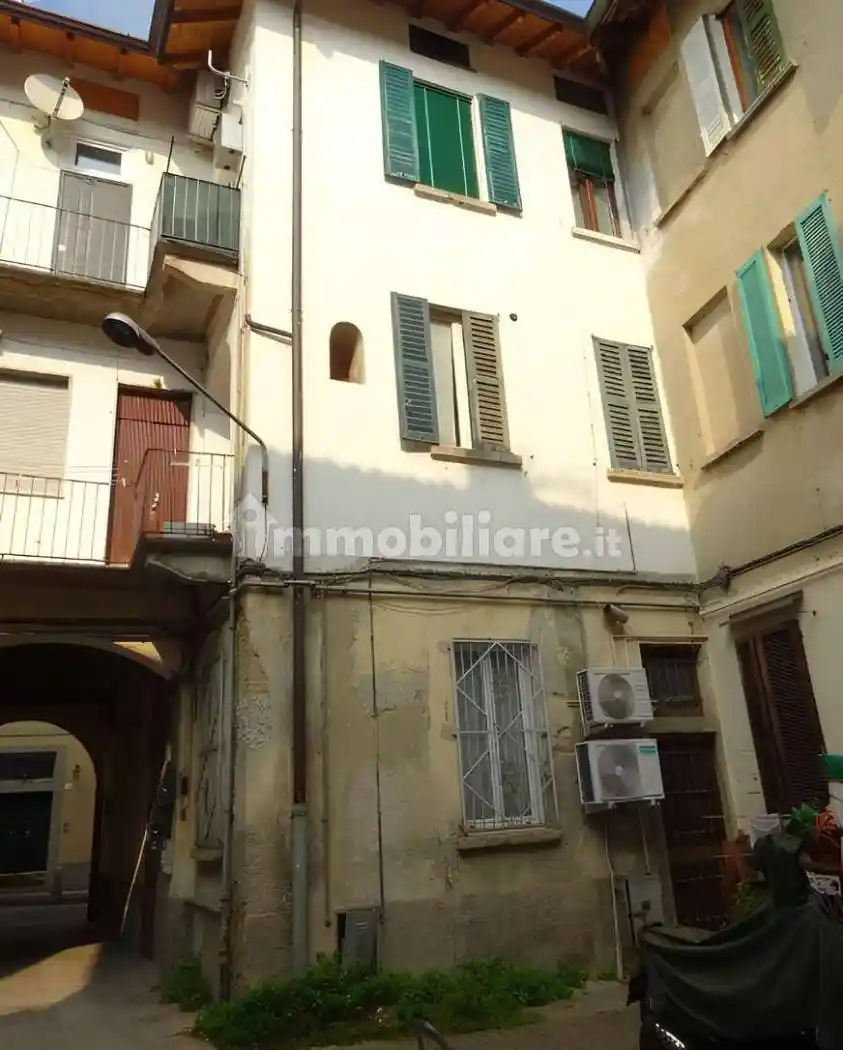 Appartamento in vendita a Vaprio d'Adda