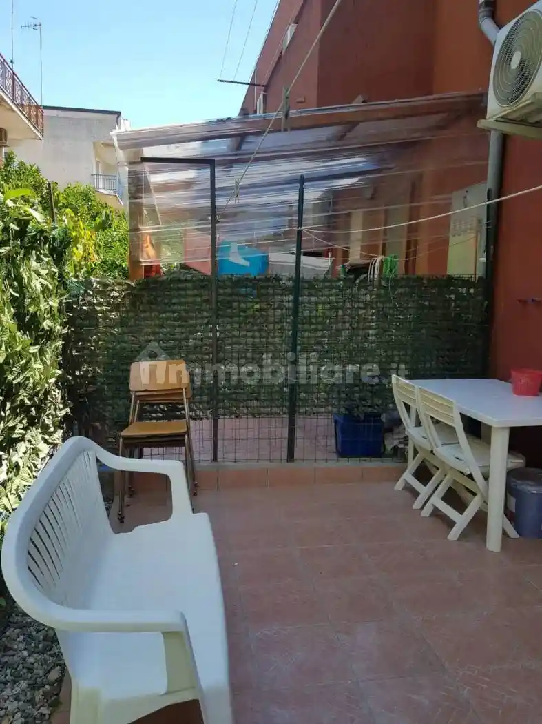 Appartamento in affitto a Soverato