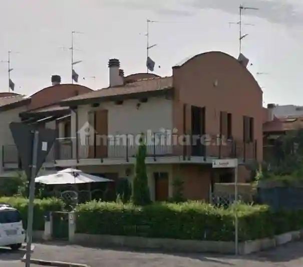 Villetta a schiera - foto 2