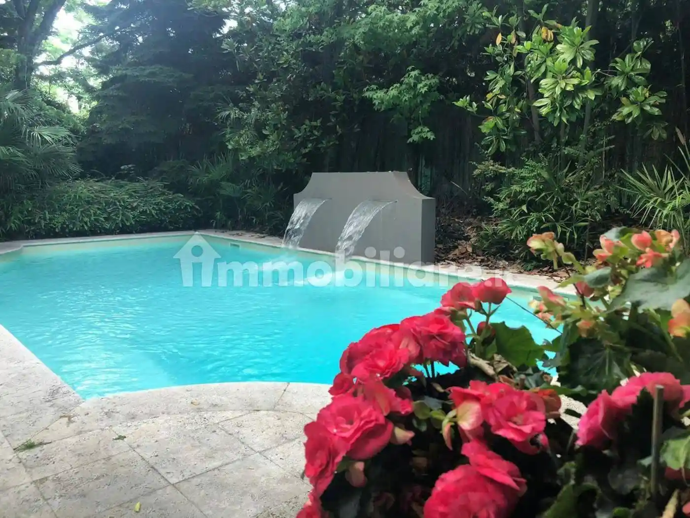 Casa indipendente in affitto a Milano