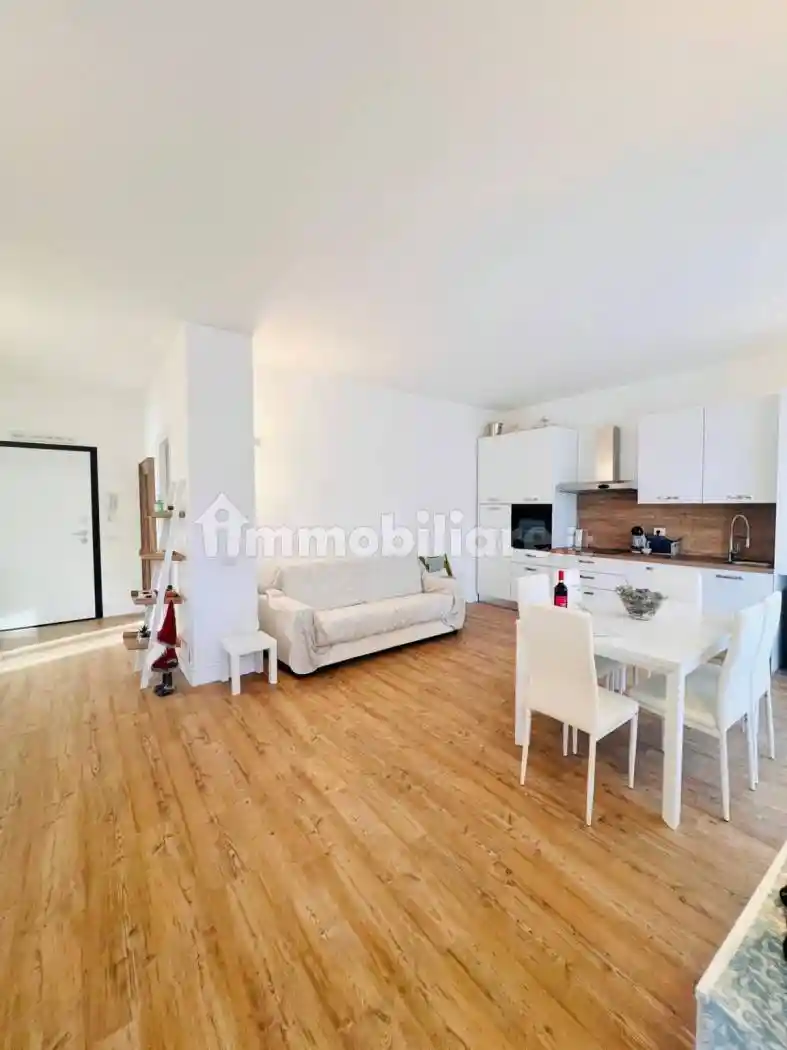 Appartamento in vendita a Moniga del Garda