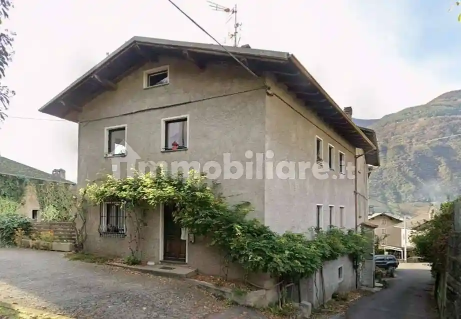 Appartamento in vendita a Villa di Tirano