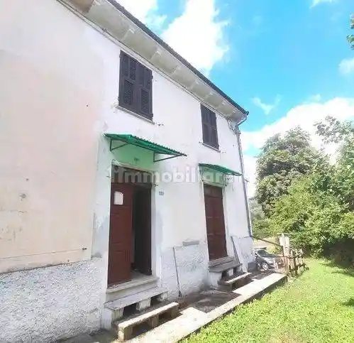 Villa in vendita a Mongiardino Ligure