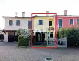 Appartamento in vendita a Tribano