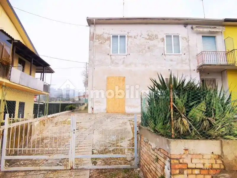 Casa indipendente in vendita a Gabicce Mare