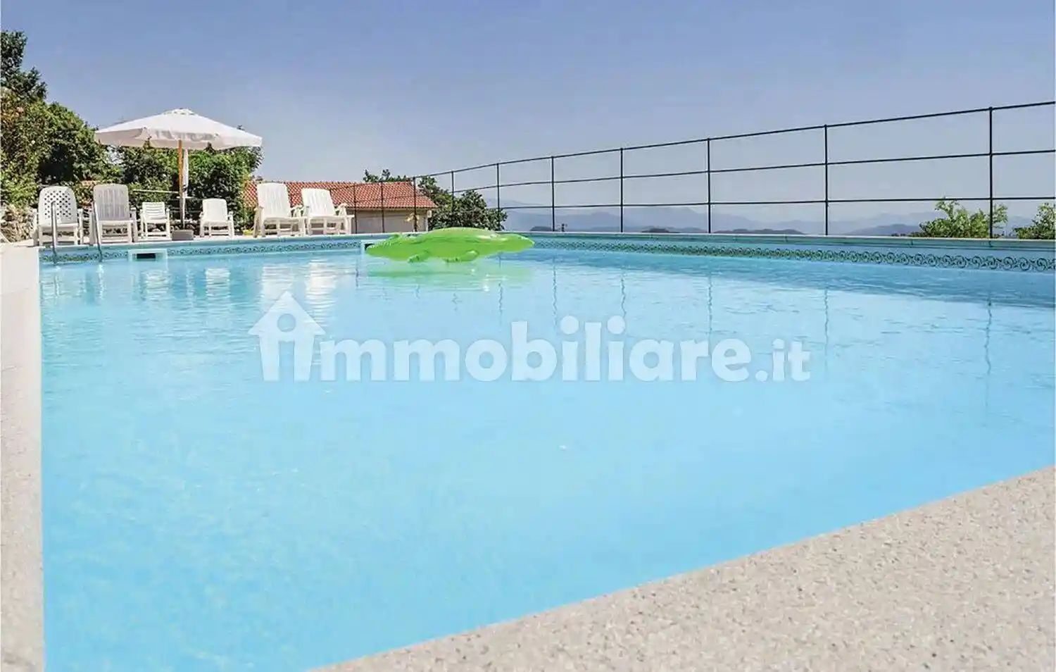 Appartamento in vendita a Carro