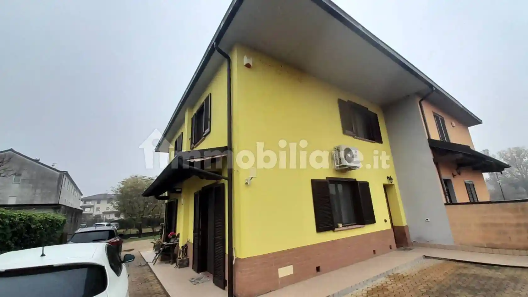 Villa in vendita a Castelletto di Branduzzo