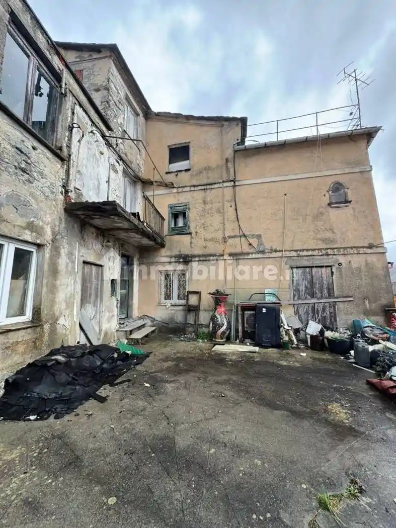 Rustico - Casale in vendita a Uscio