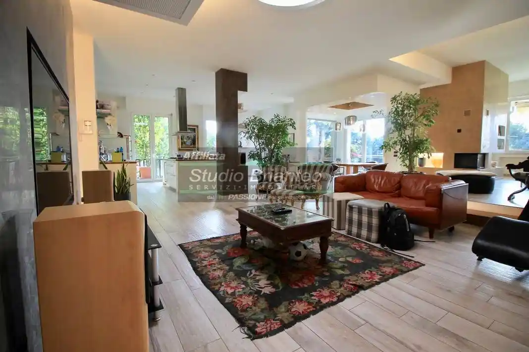 Attico - Mansarda in vendita a Carate Brianza