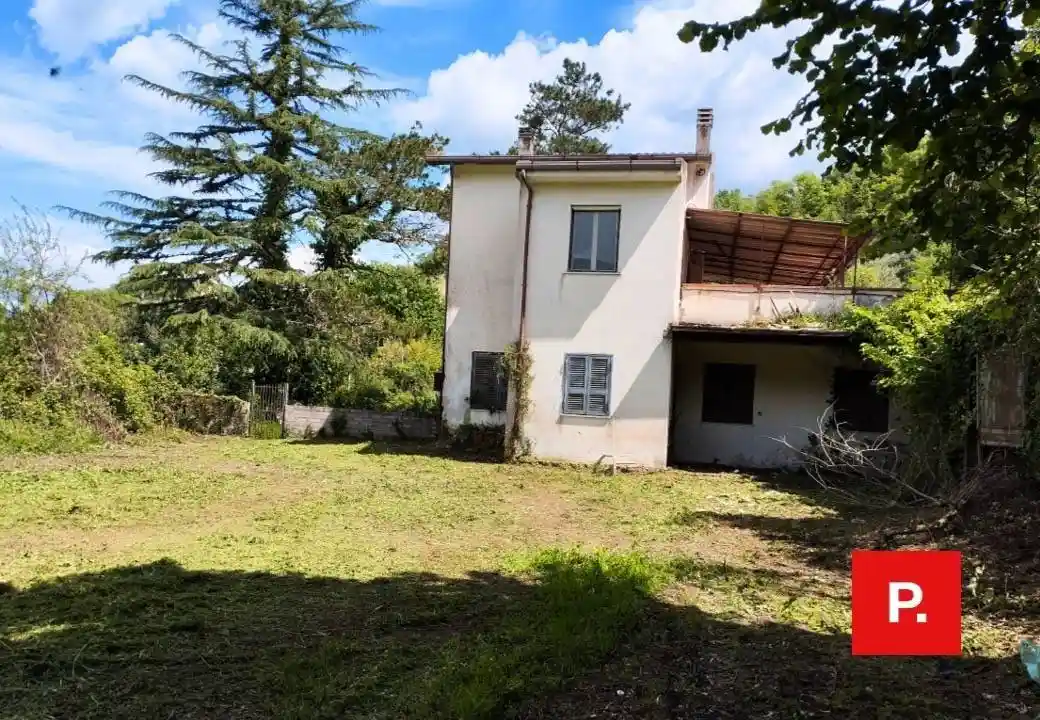 Casa indipendente in vendita a Rocca d'Evandro