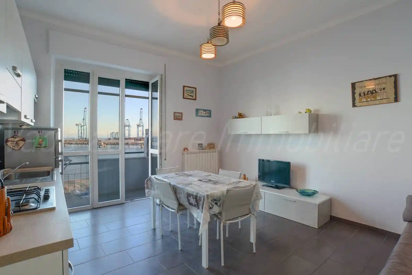 Appartamento in affitto a Vado Ligure