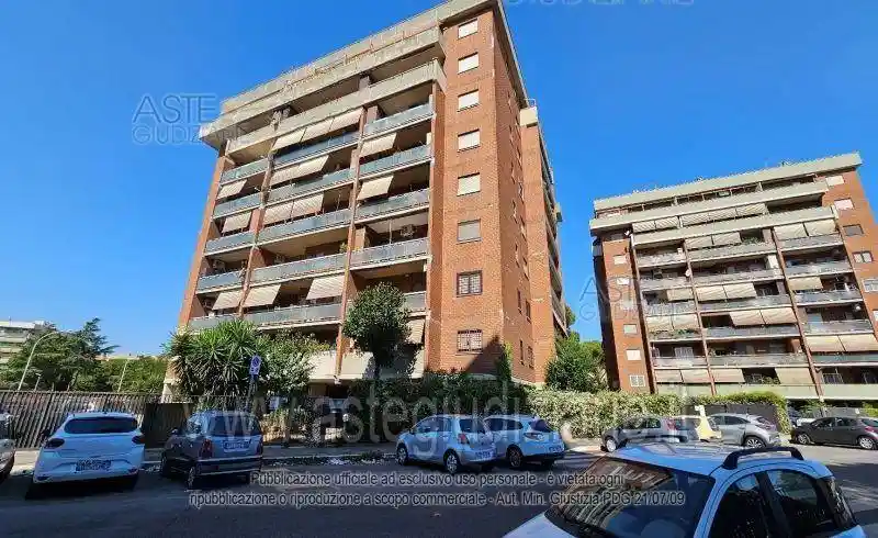 Appartamento in vendita a Roma