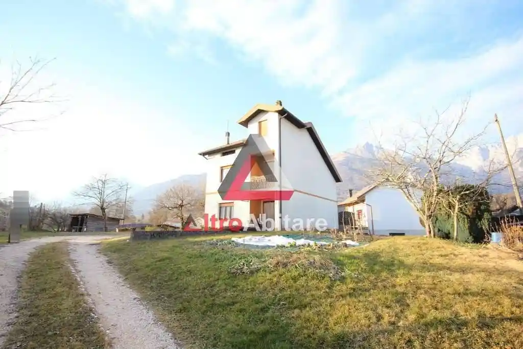 Casa indipendente in vendita a Cesiomaggiore