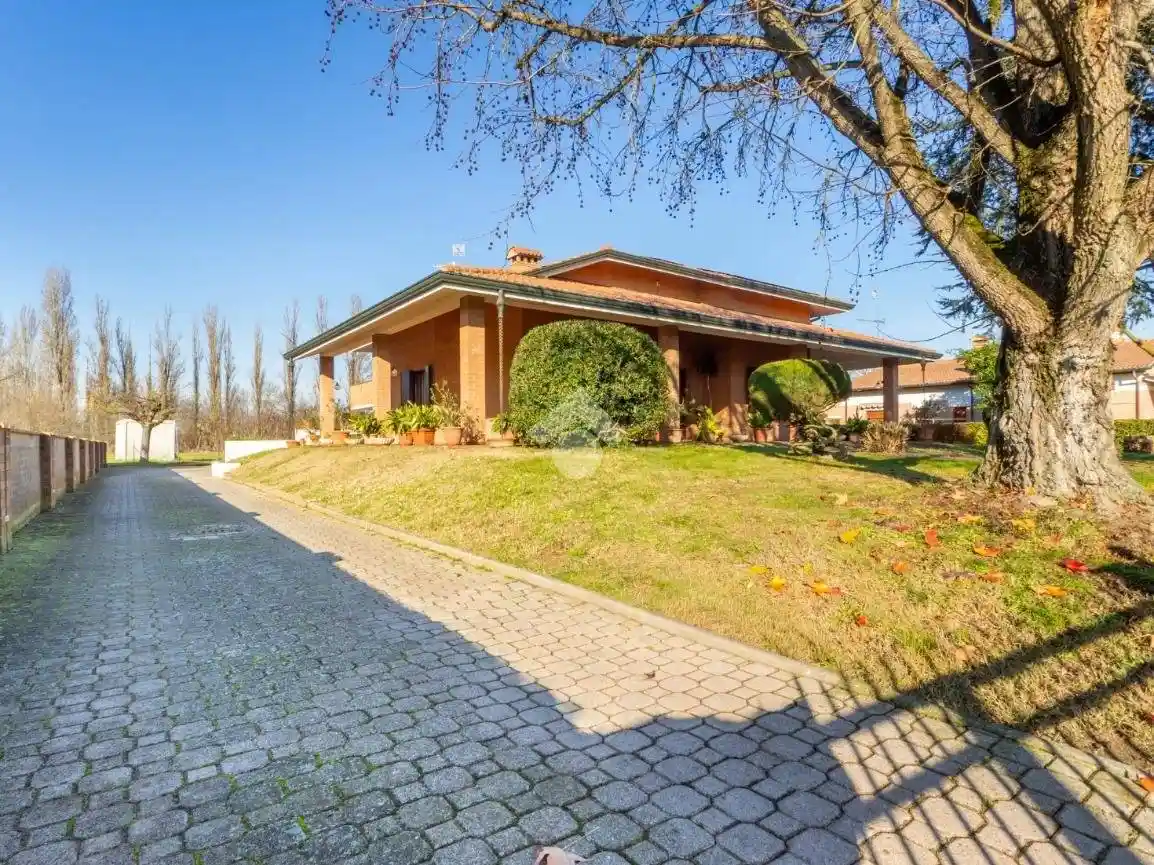 Villa in vendita a Ferrara