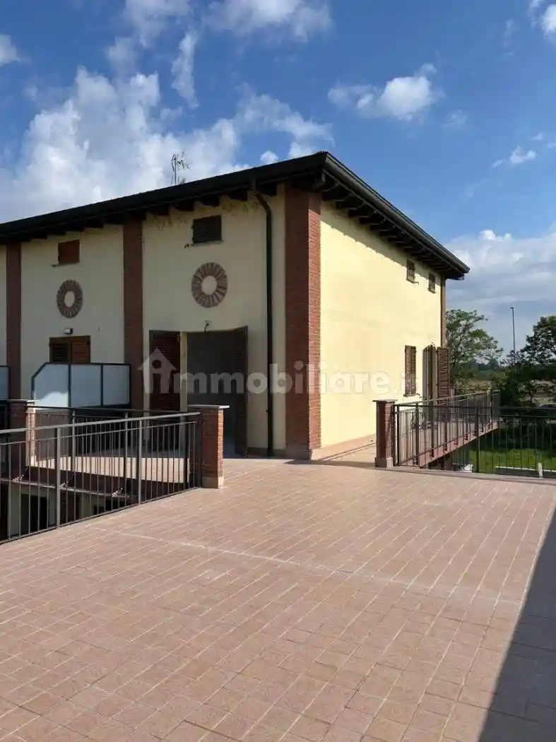 Villetta a schiera in vendita a Bereguardo